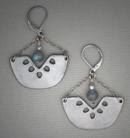 Steel half-moon earrings w/5mm. Labradorite bead